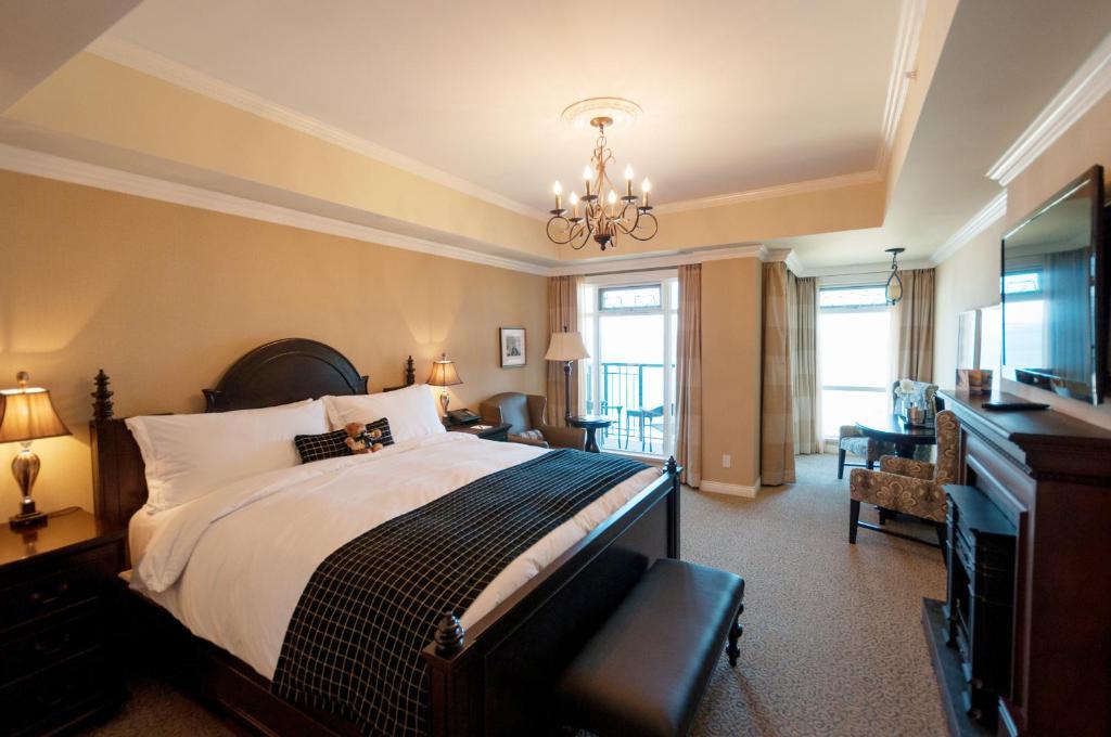 Guest Room Ocean View King
